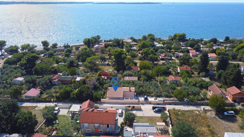 Ferienhaus für 5 Personen, mit Terrasse in Peroj