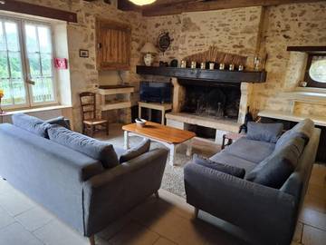 Gîte pour 7 personnes, avec vue et jardin à Marnay