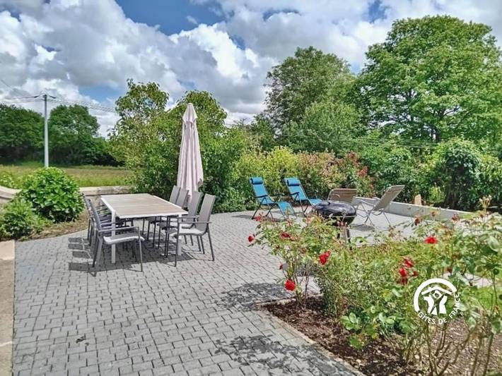 Location de vacances pour 6 personnes, avec terrasse et jardin à Hambers - 4