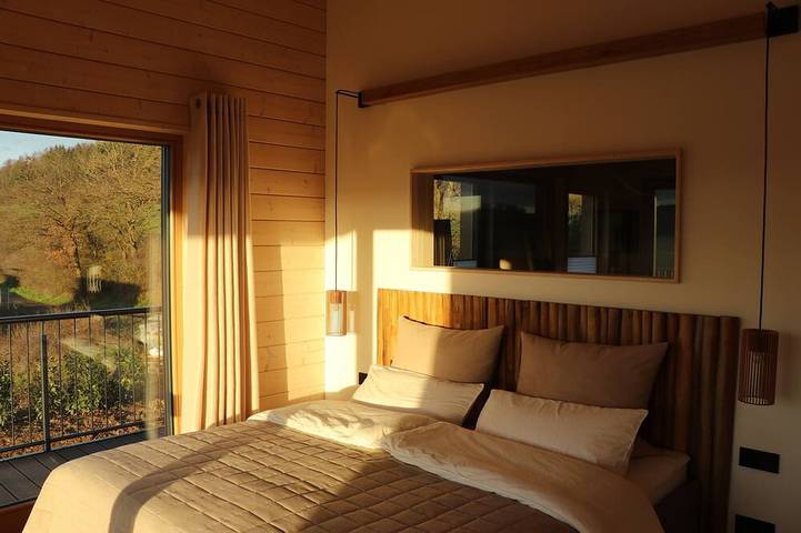 Chalet für 4 Personen, mit Garten und Sauna sowie Whirlpool und Balkon in Lahntal-Westerwald - 3