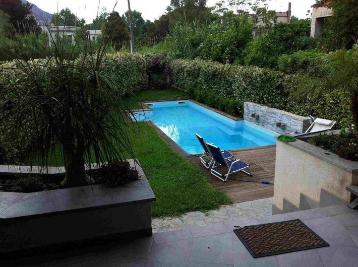 Location de vacances pour 8 personnes, avec piscine ainsi que jardin et vue, animaux acceptés à Mondello - 3