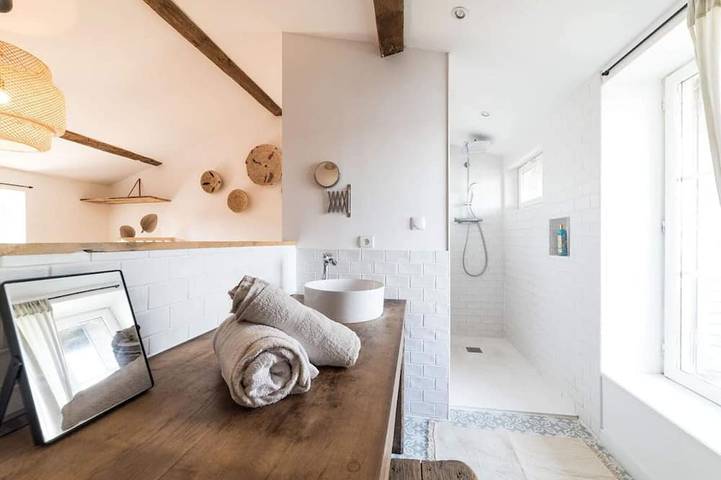 Gîte pour 4 personnes, avec balcon à Saint-Jean-Saint-Maurice-sur-Loire - 3
