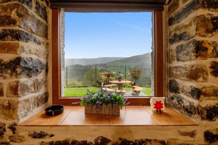 Apartamento entero, Apartamento 1 en El Valle De Soba con jardín compartido y Wi-Fi in Soba, Cordillera Cantábrica