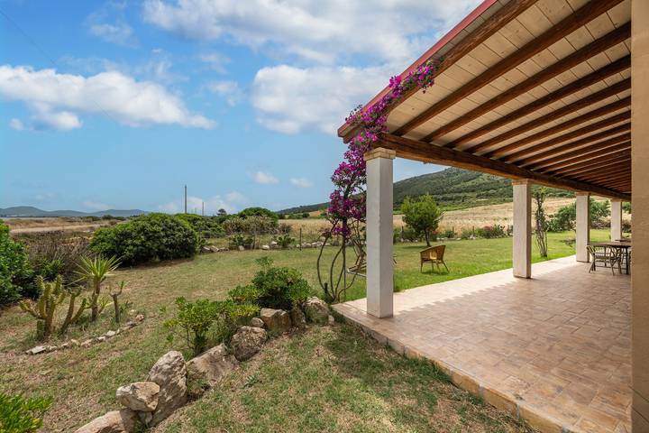 Location de vacances pour 8 personnes, avec jardin à Porto Pino - 2