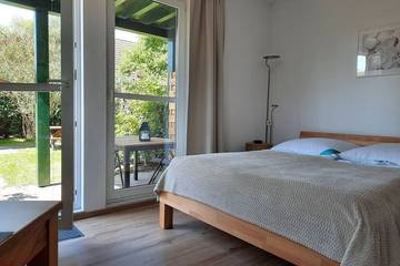 Ferienwohnung für 2 Personen, mit Garten und Terrasse, mit Haustier in Mölschow