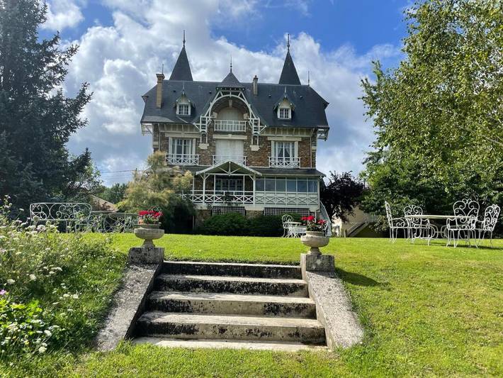 Location de vacances pour 2 personnes, avec vue et jardin à Poissy - 3