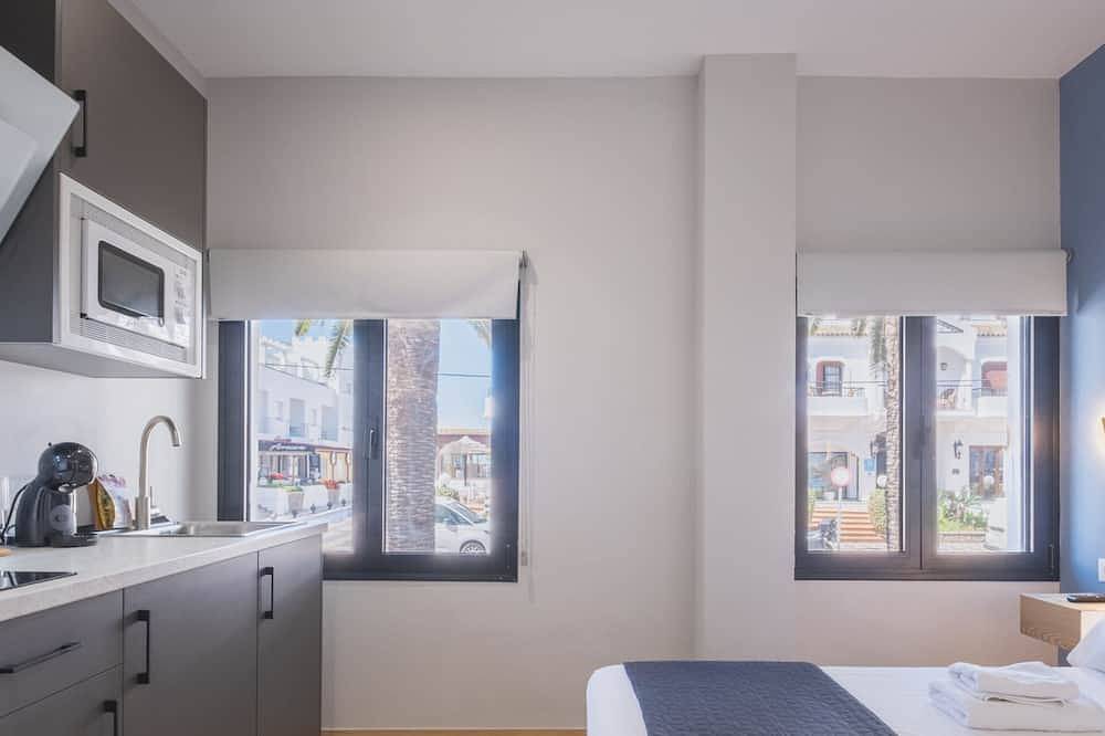 Appartamento intero, Coral Zahara Suite 02 by Cadiz4Rentals in Playa Zahara de los Atunes, Barbate