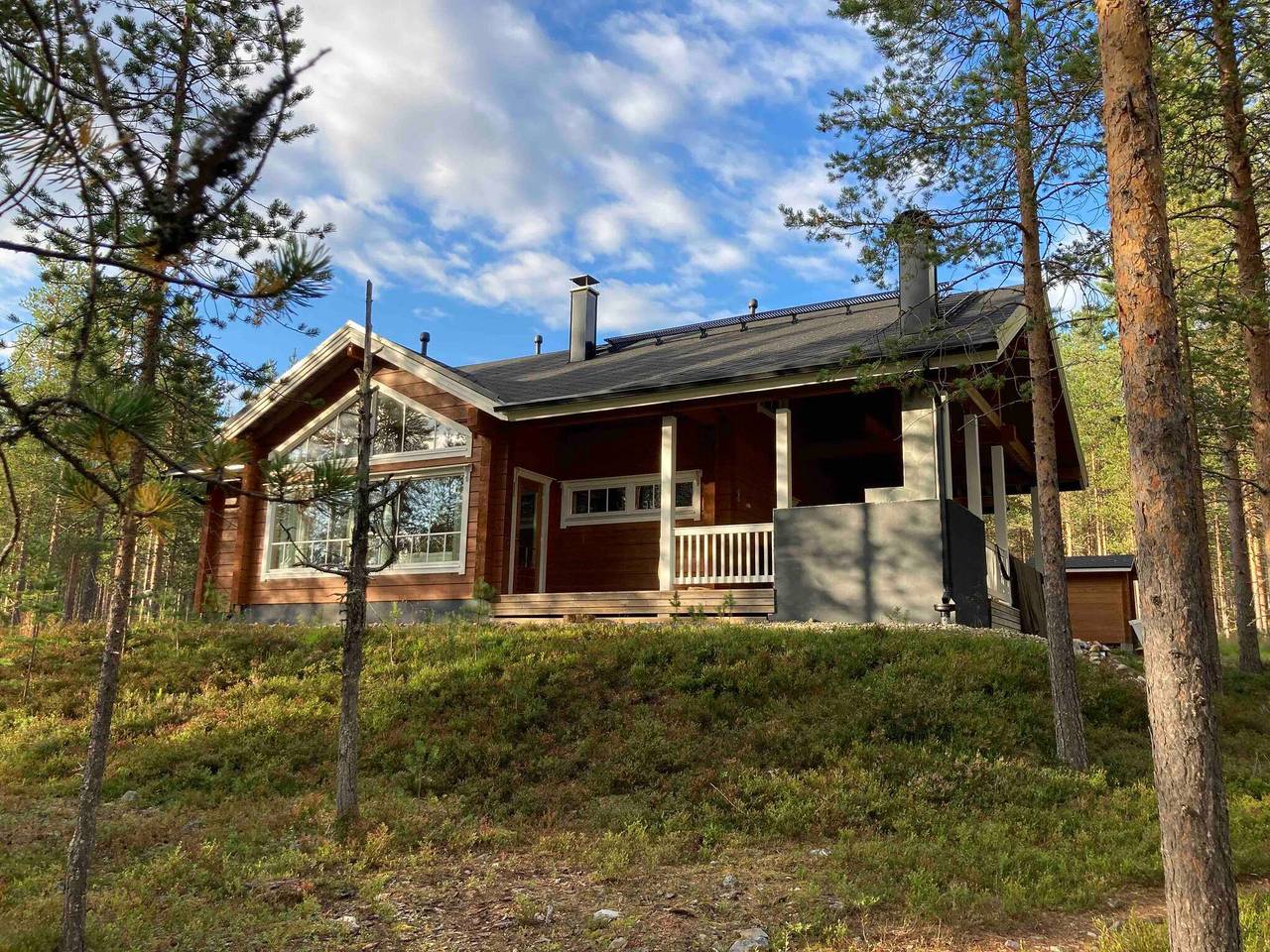 Charming Lapland Villa with Mountain Views and Private Sauna in Pyhä, Laponia