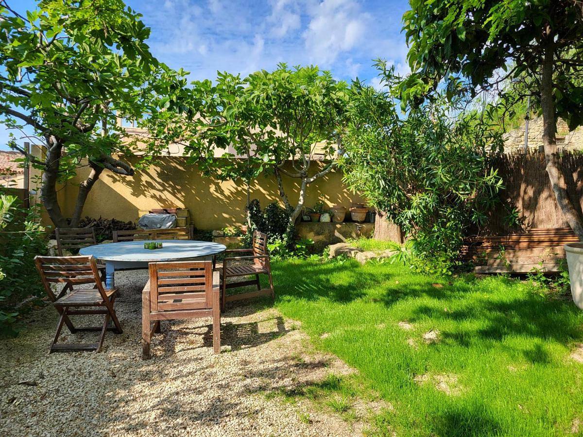 Appartement entier, Maison de village avec vue Panoramique in Pujaut, Région de Nîmes