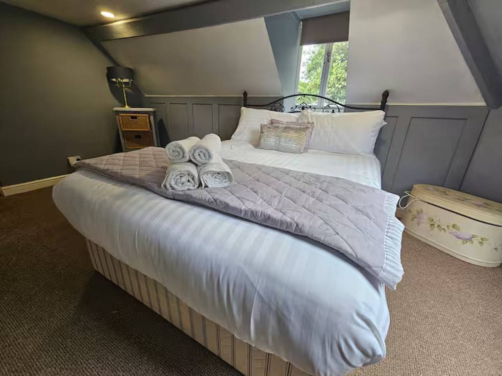 William Oakes | Georgian Garden House - Bridgnorth - Pass the Keys in Bridgnorth, Shropshire
