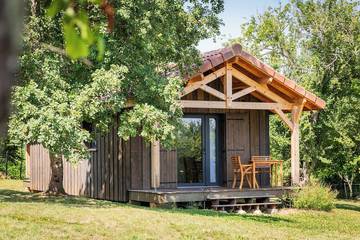 Gîte pour 2 personnes, avec jardin et terrasse à Le Buisson-de-Cadouin