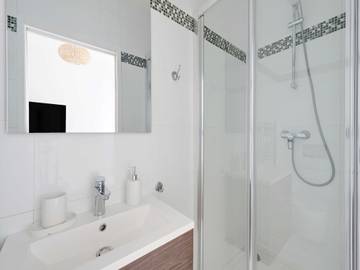 Location De Vacances pour 4 Personnes dans Suresnes, Hauts-de-Seine, Photo 3