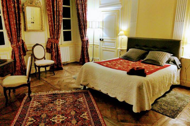 Location de vacances pour 25 personnes, avec jardin et terrasse, animaux acceptés à Quintin - 2