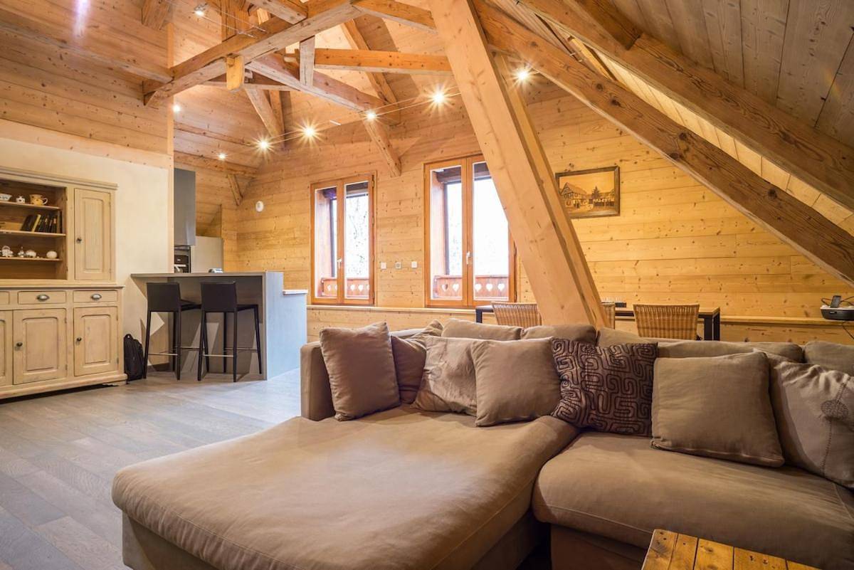 Appartement entier, Three-Bedroom Apartment - High Floor in Mégevette, Région de Bonneville