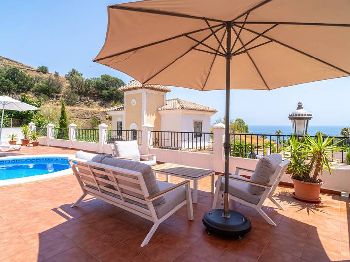 Andalusische Villa mit 3 Schlafzimmern und traditionellem Charme in Punta Lara (Nerja), Nerja