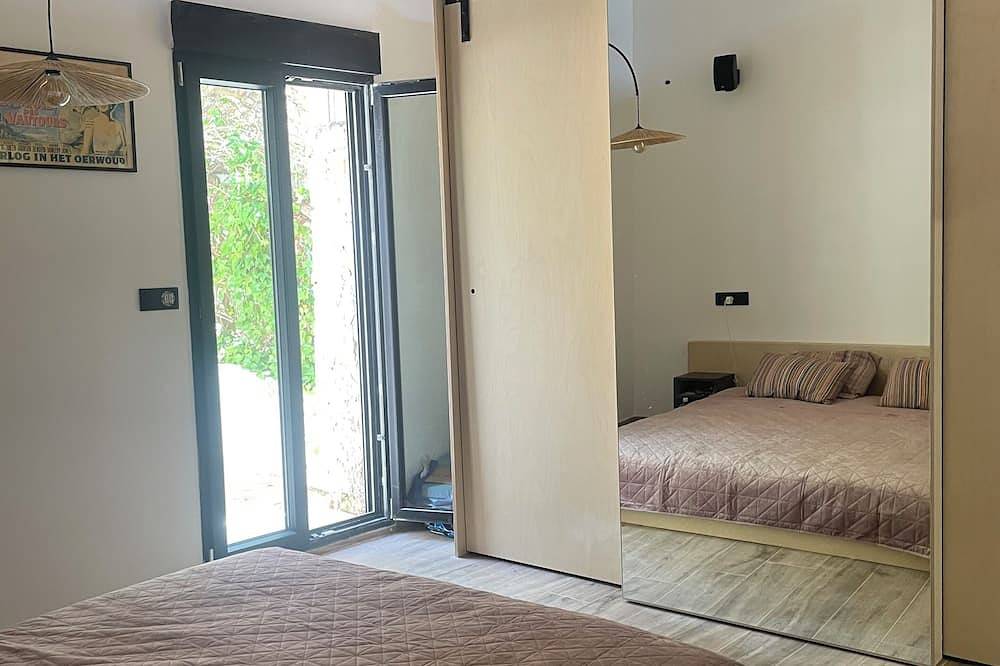 Charming and cozy country house in Caudete with amazing swimming pool. in Caudete, Provincia de Albacete