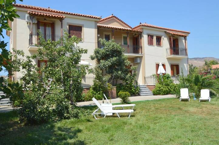 Ferienwohnung für 4 Personen, mit Garten und Terrasse in Petra (Griechenland)