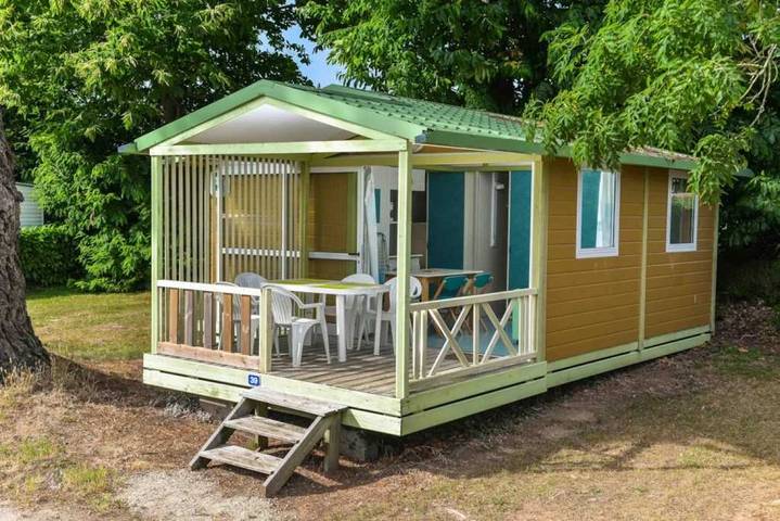 Chalet pour 5 personnes, avec bassin pour enfant