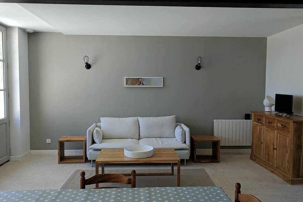 La Lambrusca,  Charme et Piscine, 4p en Périgord, 100m2 in Saint-Colomb-de-Lauzun, Région de Marmande