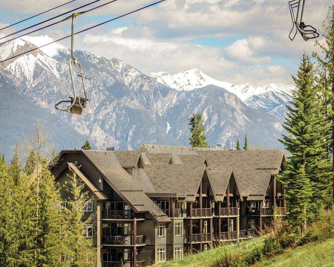 Palliser Lodge — Bellstar Hotels & Resorts in Kicking Horse