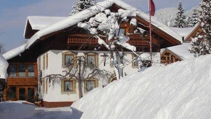 Ferienwohnung für 3 Personen, mit Garten in Nesselwängle