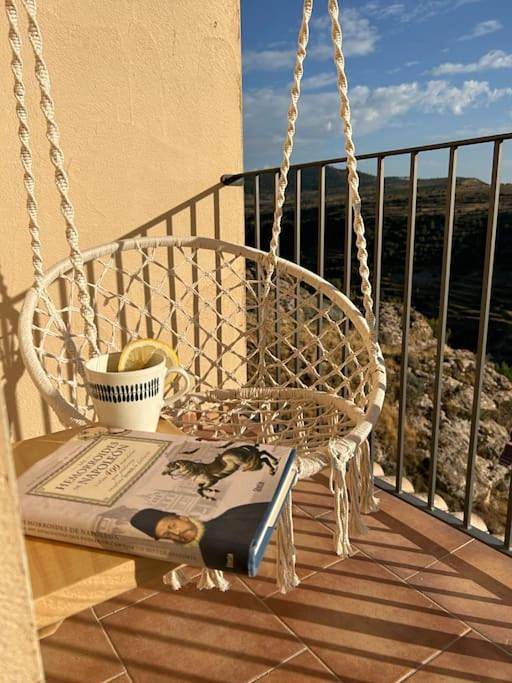 Apartamento entero, One-Bedroom Apartment in Allepuz, Provincia de Teruel