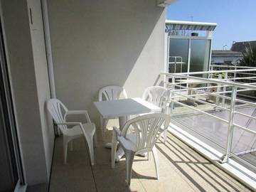 Gîte pour 4 personnes, avec balcon à Étel