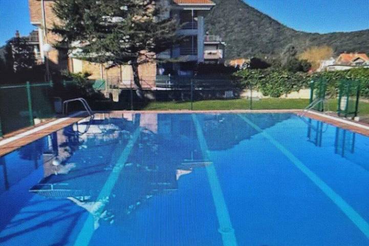 Holiday apartment for 5 people, with garden and pool as well as balcony - 1