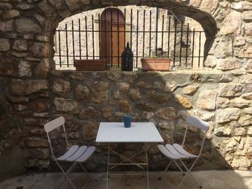 Gîte pour 4 personnes, avec jardin à Dernacueillette
