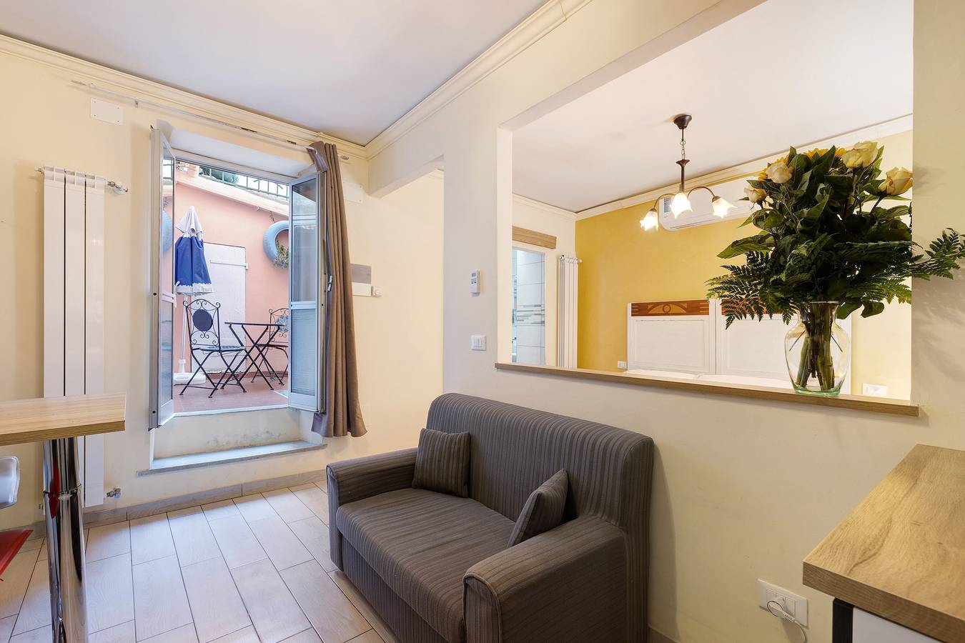 Estudio entero, Apartamento 'Argentina' con balcón, Wi-Fi y aire acondicionado in Loano, Riviera di Ponente