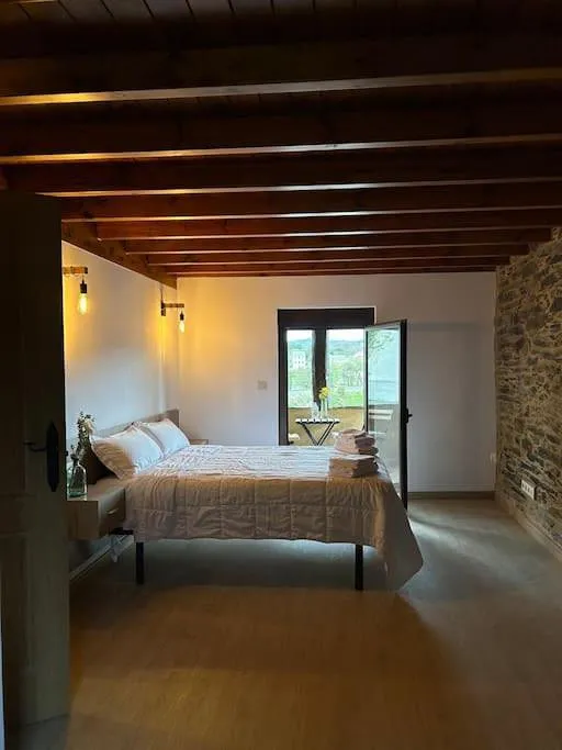 Ferienhaus für 9 Personen, mit Ausblick und Balkon - 1