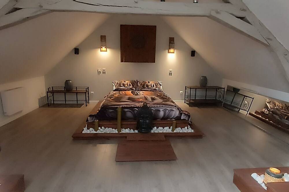 Zen house with fully fenced pool 3 minutes from Argenton-sur-Creuse in Le Pêchereau, Châteauroux und Umgebung