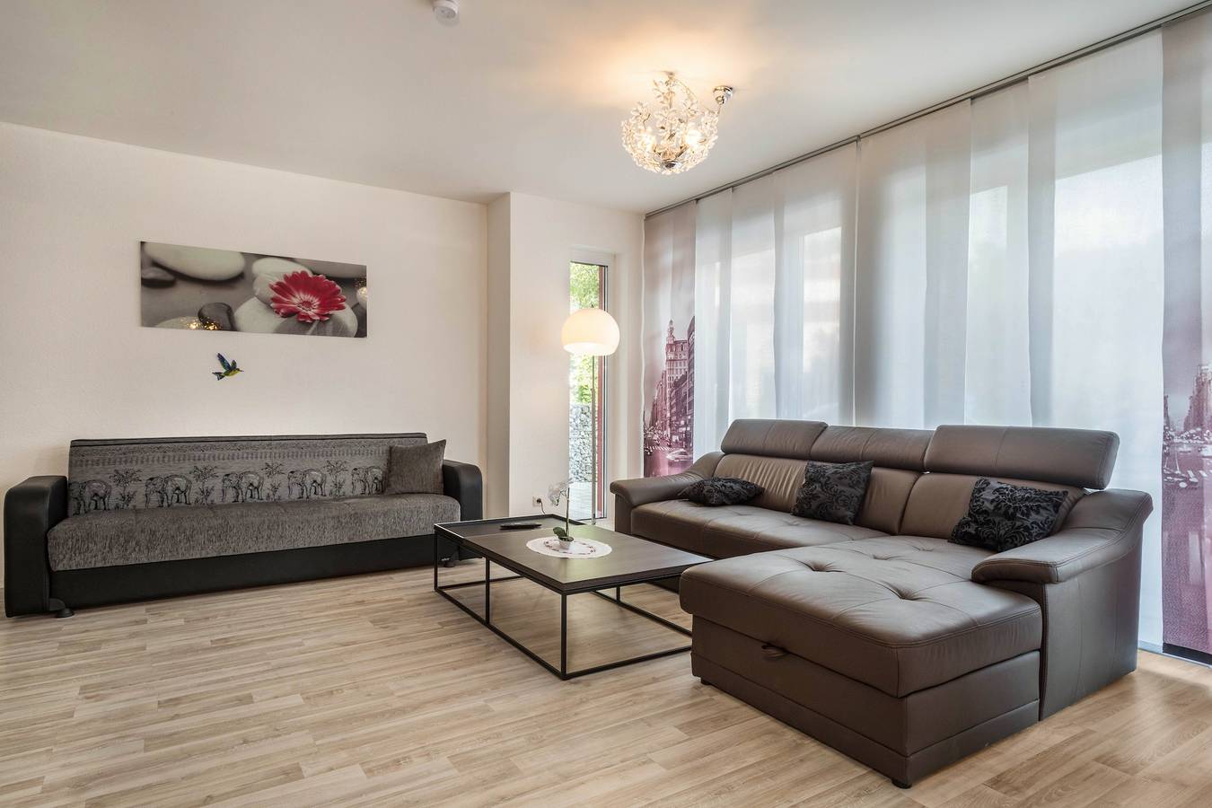 Entire apartment, Familien-Apartment 6 near the shore of Lake Constance with Terrace & Wi-Fi in Meersburg, Region Bodensee-Oberschwaben