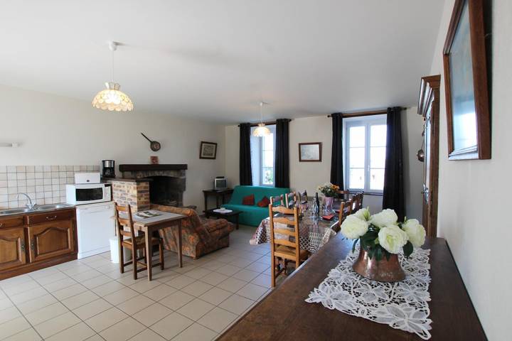 Gîte pour 4 personnes, avec jardin à Ver (homonymie) - 2