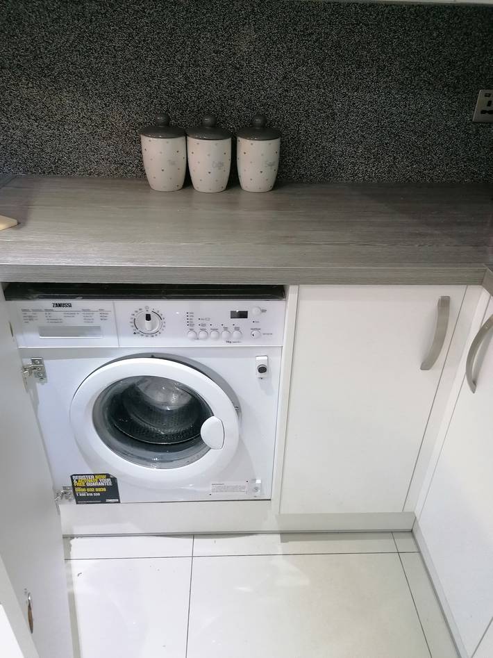 Entire holiday apartment, Lovely 2-Bed Apartment in Coventry in Coventry, Birmingham Area