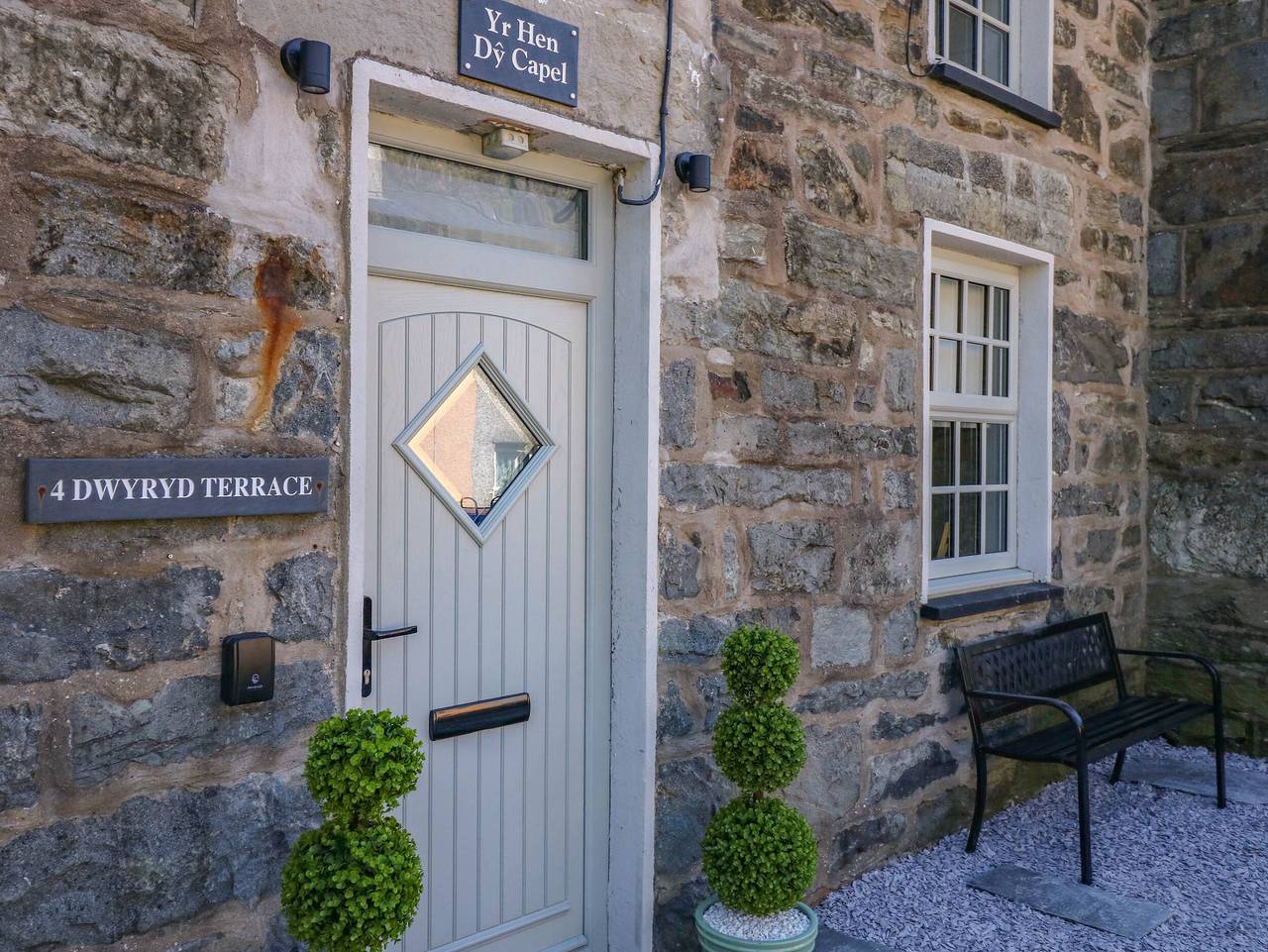 Yr Hen Dy Capel in Blaenau Ffestiniog, Snowdonia