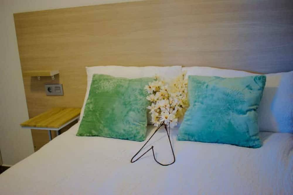 Ganze Wohnung, Luxury Apartment with Sea View, Perfect for Couples and Mature Guests in Dehesa de Campoamor, Orihuela
