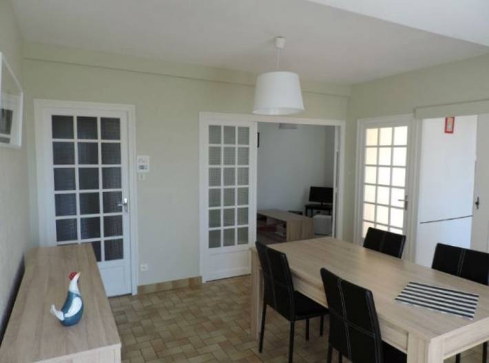 Gîte pour 6 personnes, avec vue sur le lac et jardin à Les Epesses - 3