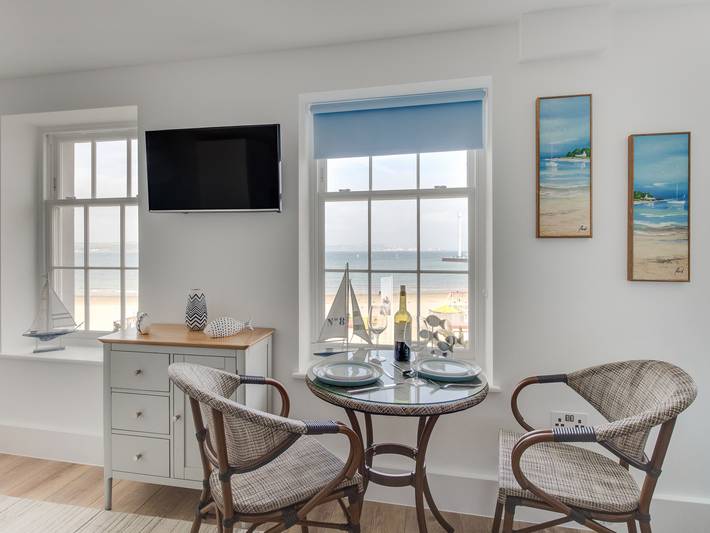 Last minute apartment for 2 people in Weymouth