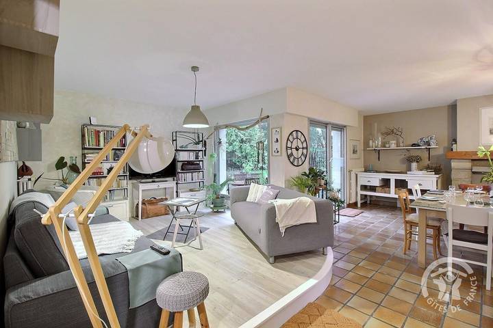 Gîte pour 8 personnes, avec jardin à Pleudaniel - 3