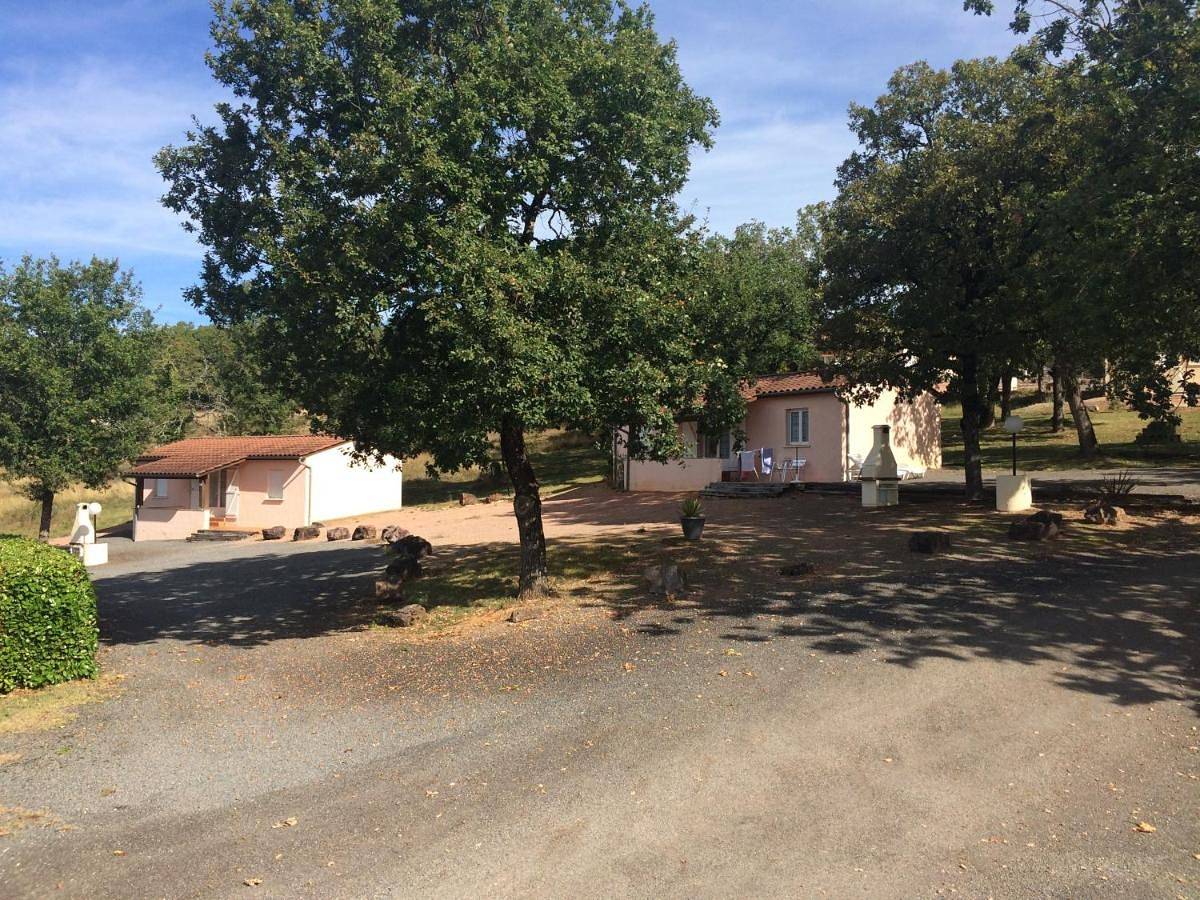 Two-Bedroom House in Lentillac-du-Causse, Quercy