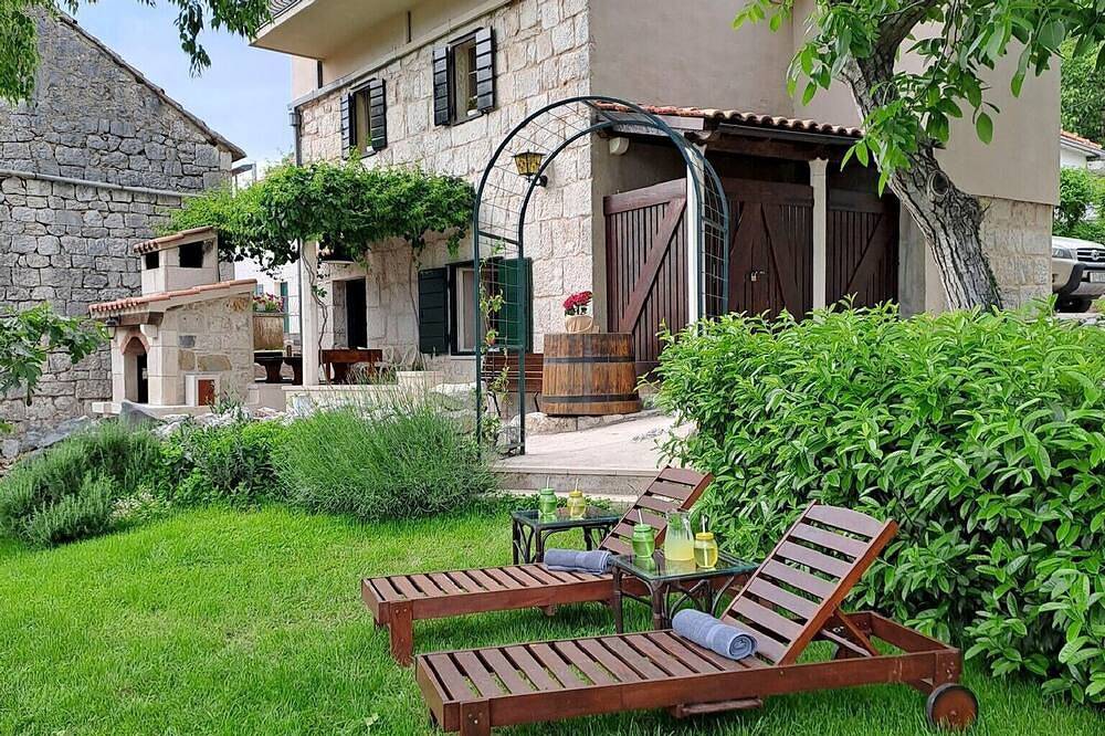 Casa vacanza a Zagora dalmata a partire da 154€ a notte