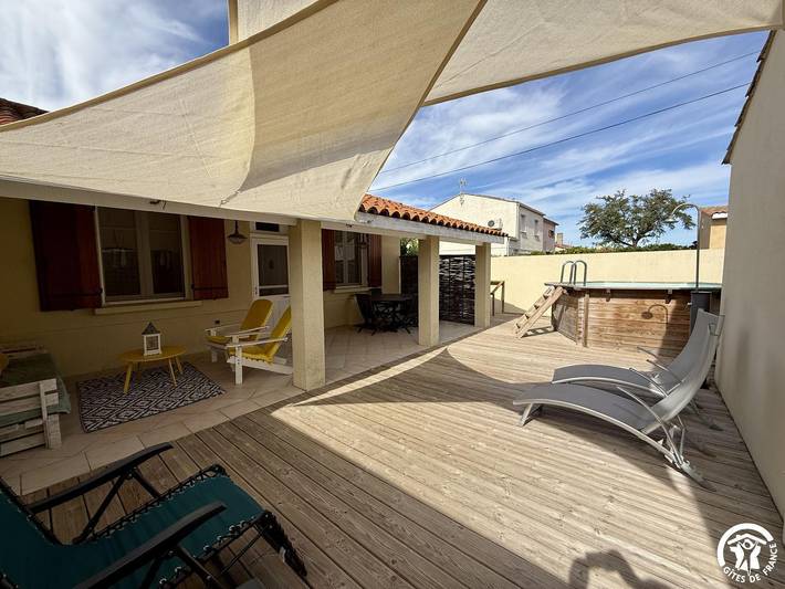Gîte pour 4 personnes, avec piscine et jardin ainsi que terrasse et jacuzzi à Fleury - 2