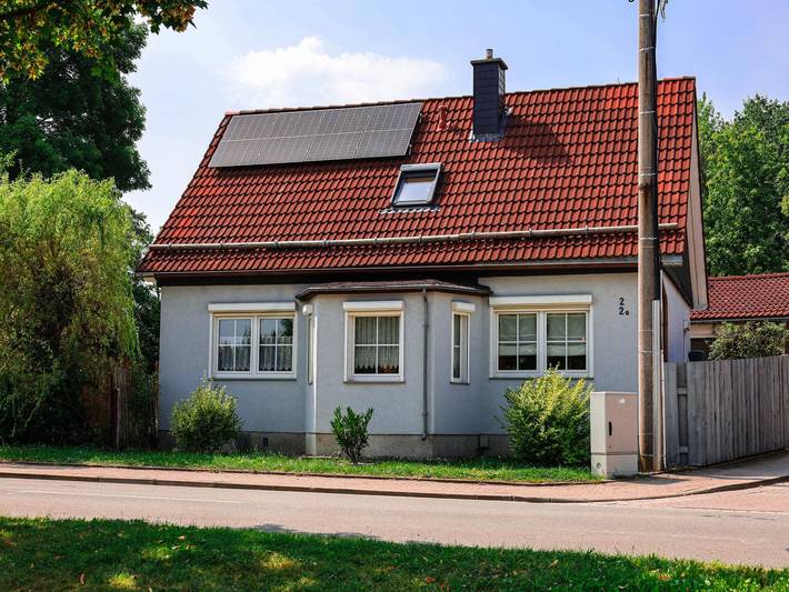 Ferienhaus für 4 Personen, mit Whirlpool und Garten sowie Sauna in Hüttenrode