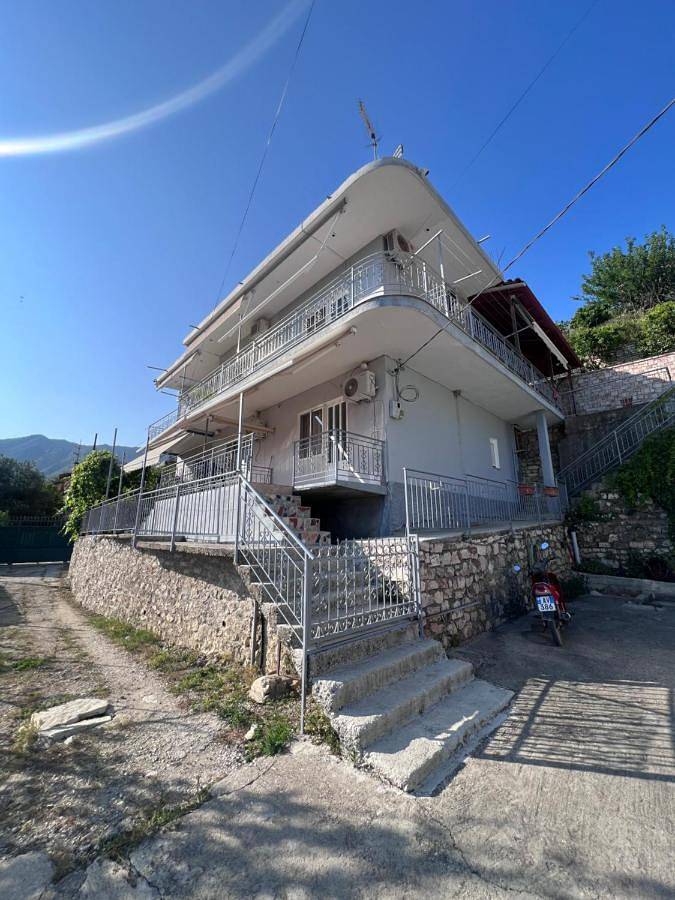 Appartement de vacances pour 4 personnes, avec vue et jardin