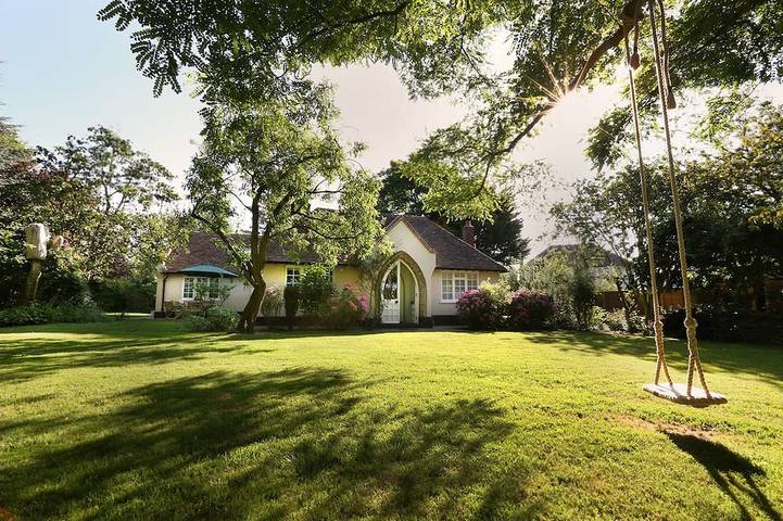 Cottage for 7 people, with garden and hot tub, with pets - 1