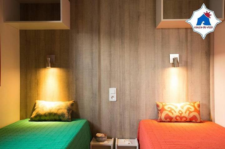 Gîte pour 5 personnes, avec bassin pour enfant et terrasse ainsi que piscine et jardin à Porto Covo - 4