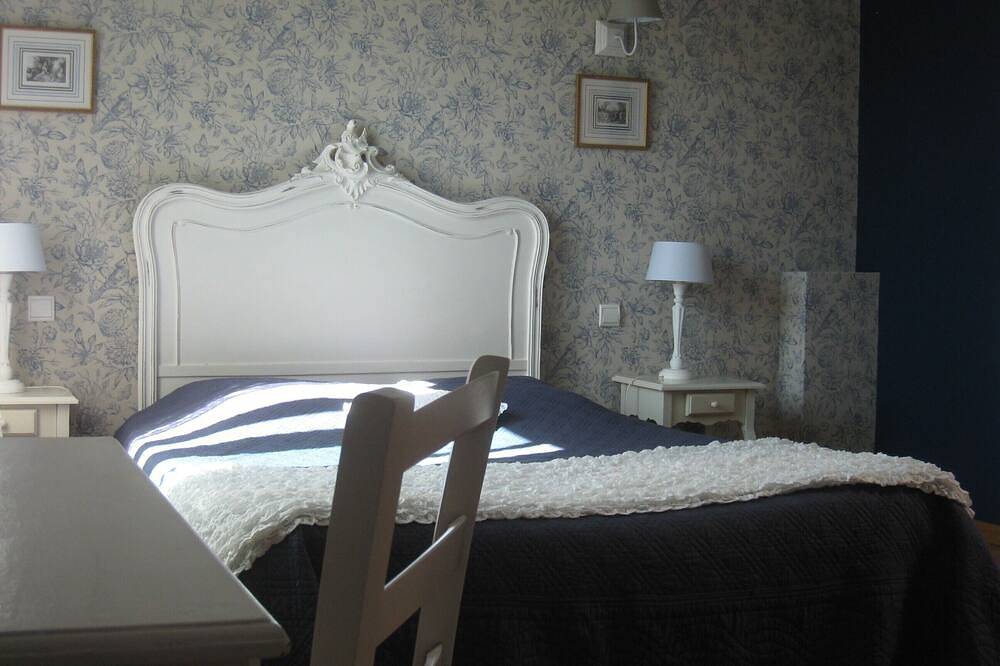 Chambre d’hôtes « Les Charmilles - Chambre Bleue » in Charny-sur-Meuse, Verdun