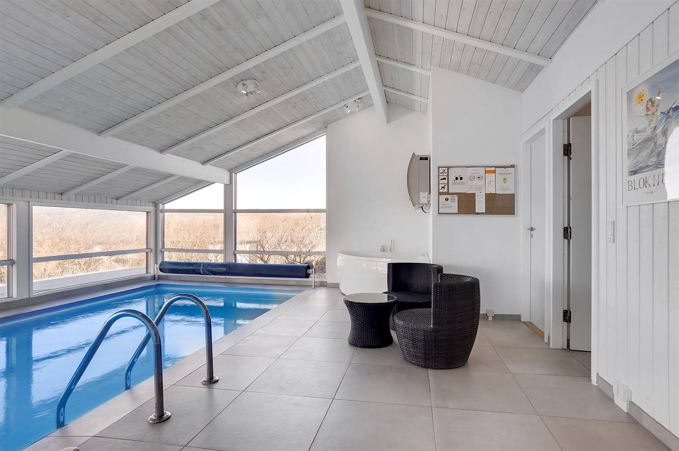 Beautiful home in Saltum w/ Wifi, 4 Bedrooms and Sauna in Blokhus, Jammeburgt