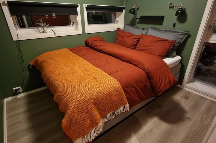 Cabin by Lake Innsvatnet – Jacuzzi, Boat & E-bikes in Verdal